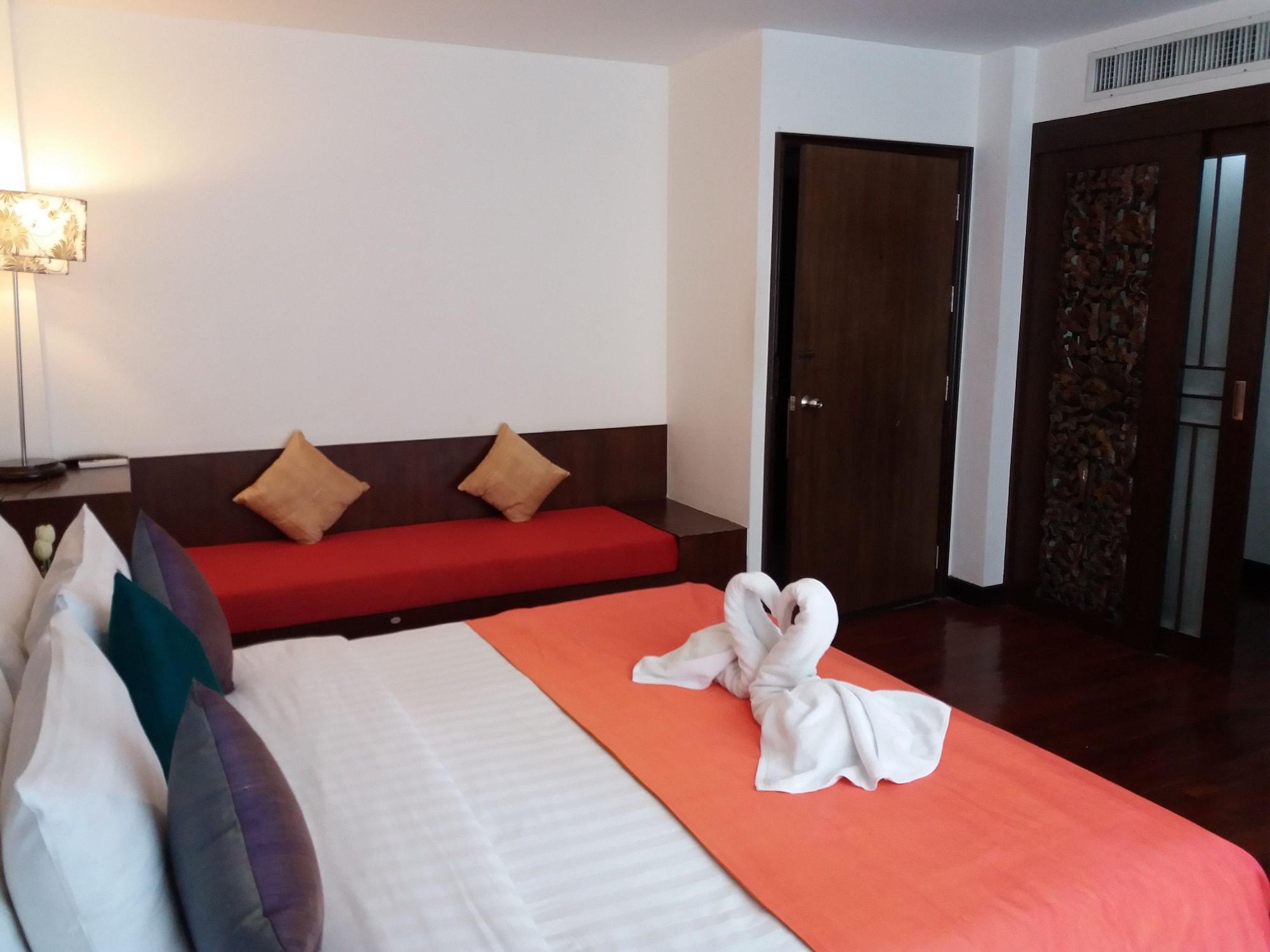Nicha Suite Hua Hin Hotel Екстер'єр фото