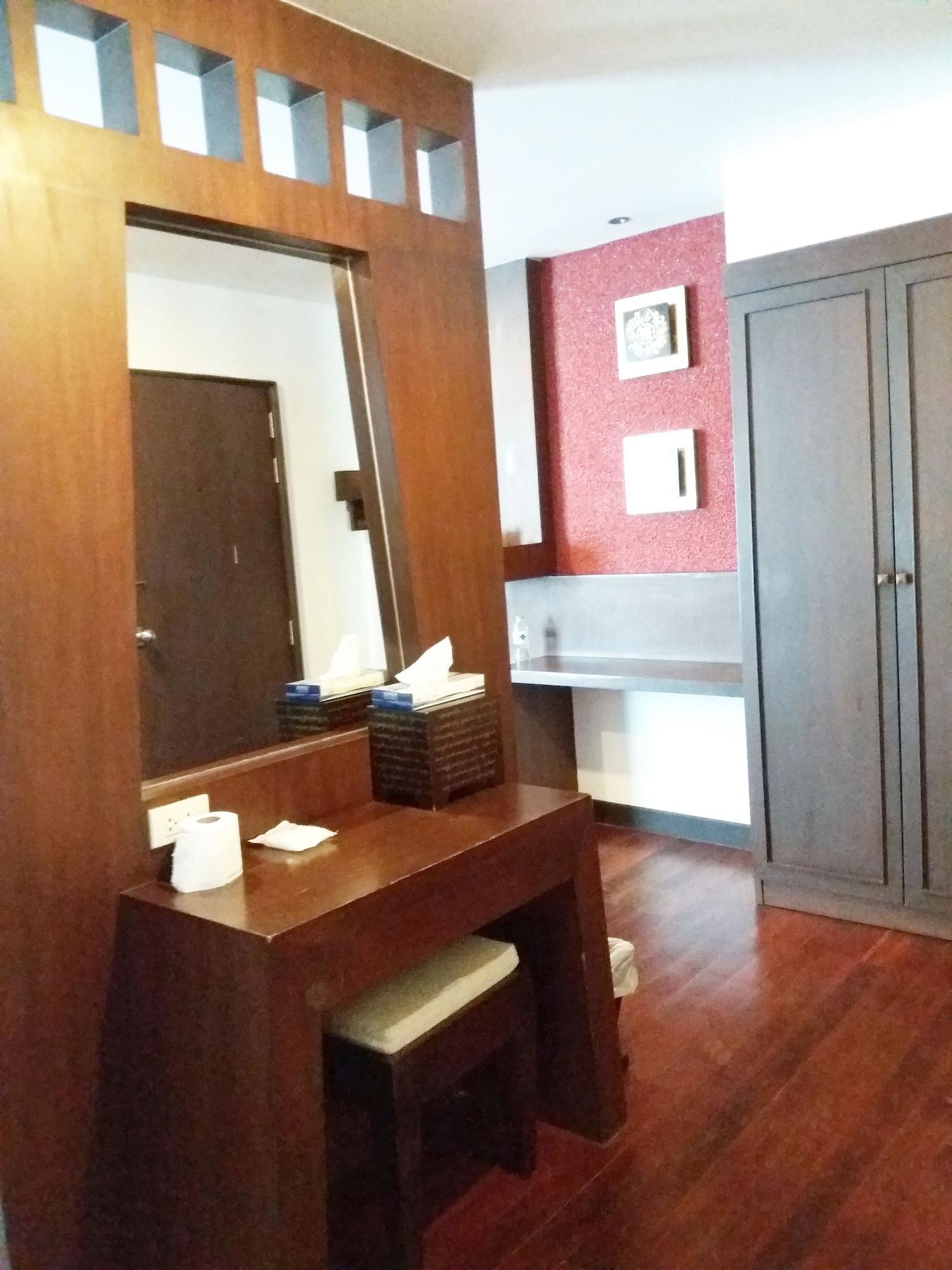 Nicha Suite Hua Hin Hotel Екстер'єр фото