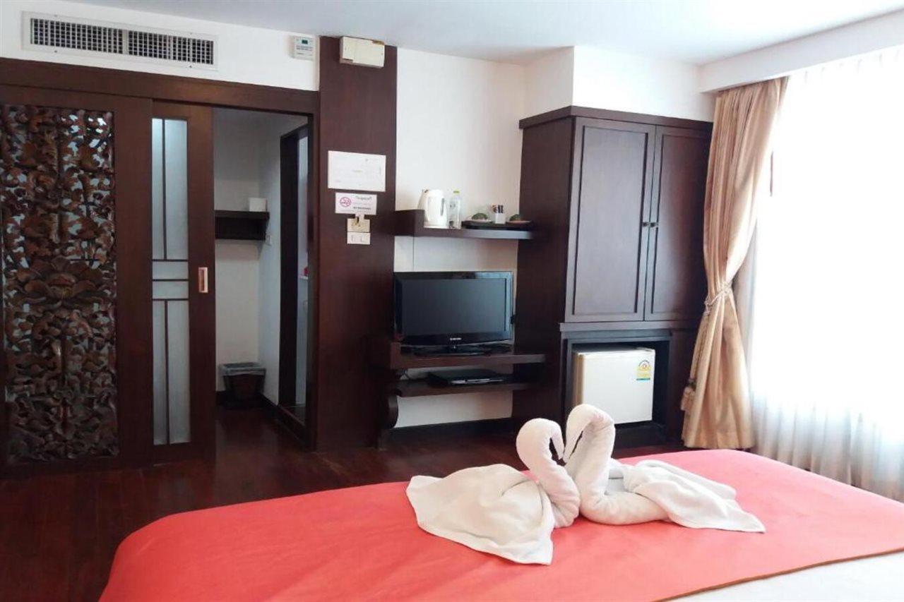 Nicha Suite Hua Hin Hotel Екстер'єр фото