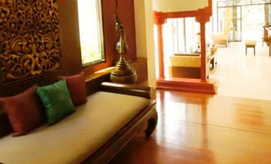 Nicha Suite Hua Hin Hotel Екстер'єр фото